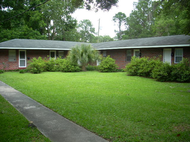 2900 Player St in Brunswick, GA - Building Photo