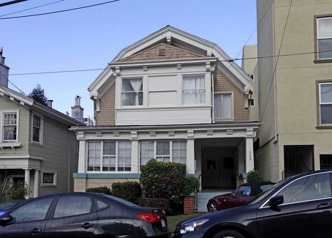 333 Lenox Ave in Oakland, CA - Foto de edificio - Building Photo