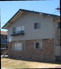 27069 Belvedere Ct in Hayward, CA - Foto de edificio - Building Photo