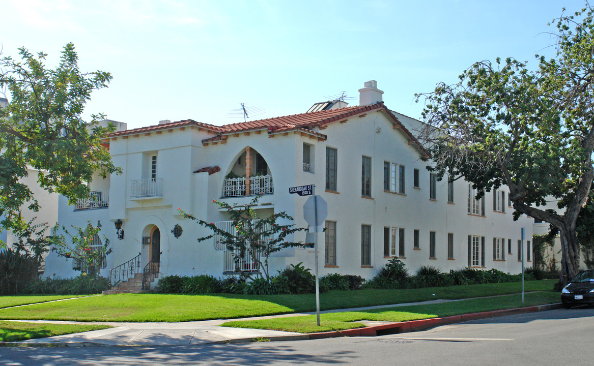 1503 S Shenandoah St in Los Angeles, CA - Building Photo