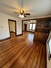 4343 W Melrose St, Unit 2 in Chicago, IL - Building Photo - Building Photo