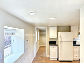 5015 Melrose Ave in Oakland, CA - Building Photo - Building Photo