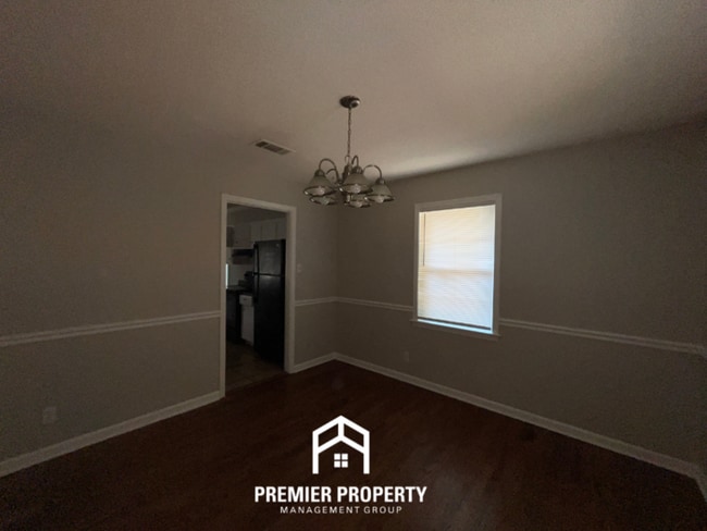 5037 Woodlark Ave in Memphis, TN - Building Photo - Building Photo