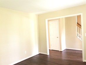 118 Laporte Ln in Mooresville, NC - Building Photo - Building Photo