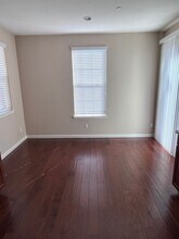 1040 Rothbury Ln in Roseville, CA - Building Photo - Building Photo