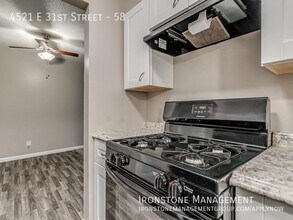 4521 E 31st St, Unit 58 in Tulsa, OK - Building Photo - Building Photo