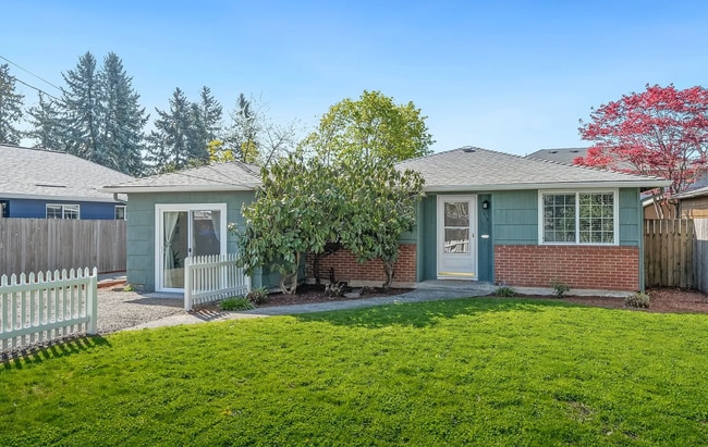 property at 7414 SE Ogden St