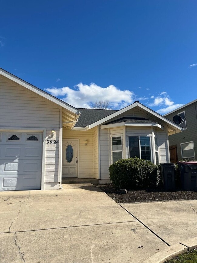 property at 3984-3988 Arrowhead Dr