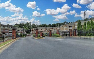 3500 Sweetwater Rd in Duluth, GA - Building Photo