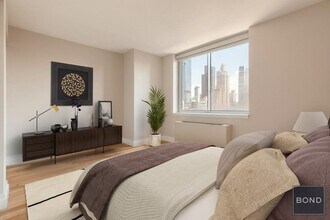 776 6th Ave in New York, NY - Building Photo - Building Photo