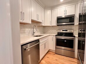 9 Hamilton Ave in Norwalk, CT - Building Photo - Building Photo