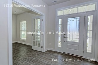 11310 Vanguard Pkwy in Huntersville, NC - Building Photo - Building Photo