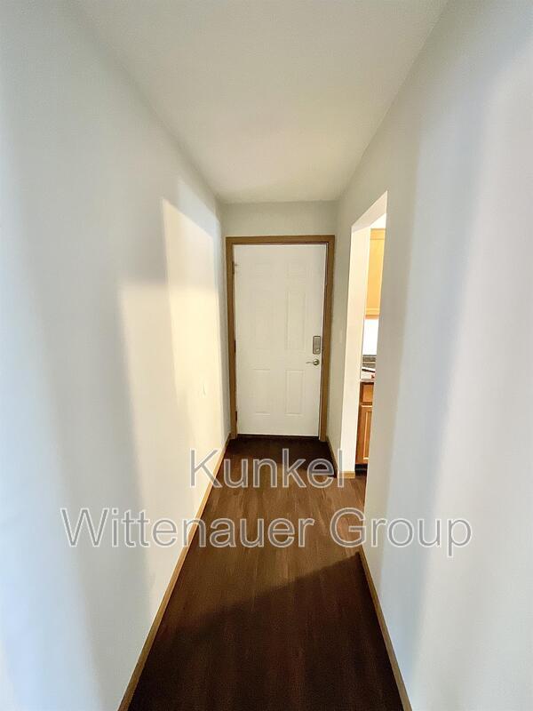 1811 Jamestown Rd in Swansea, IL - Building Photo - Building Photo