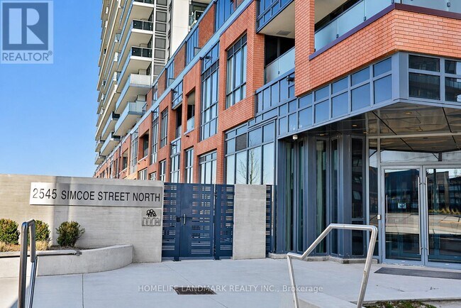 2545 Simcoe St N in Oshawa, ON - Building Photo - Building Photo