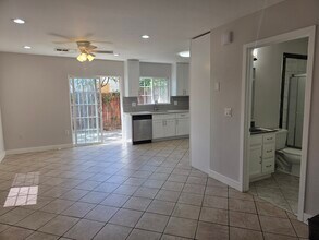 751 S Arizona Ave in East Los Angeles, CA - Building Photo - Building Photo
