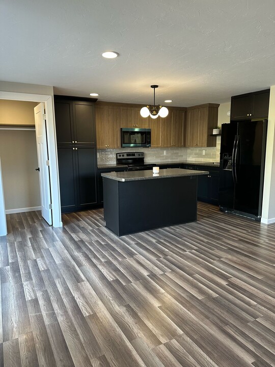 1416 S Rebecca Ln, Unit 1414 S Rebecca in Appleton, WI - Building Photo