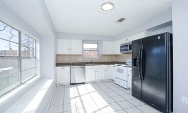 14239 Montaigne Dr in Cypress, TX - Building Photo - Building Photo