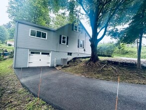 121 Ferndale Ave in Sewickley, PA - Building Photo - Building Photo