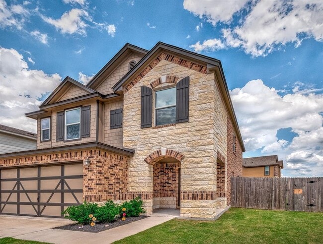 13607 Abraham Lincoln St in Manor, TX - Building Photo - Building Photo