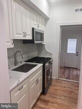 320 Loney St in Philadelphia, PA - Building Photo - Building Photo