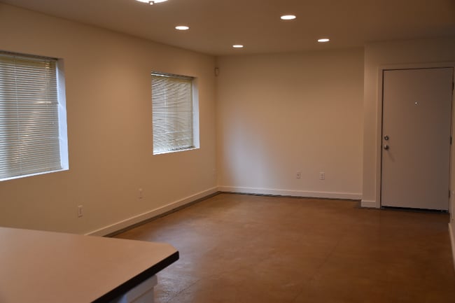 8372 Wabash Ave S in Seattle, WA - Building Photo - Building Photo