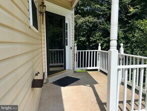6305 Thin Leaf Pl in Woodbridge, VA - Building Photo - Building Photo
