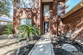 16615 Raven Glenn in San Antonio, TX - Building Photo - Building Photo