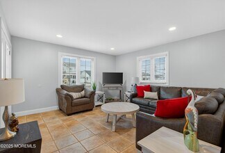 19 Haddonfield Ave in Lavallette, NJ - Building Photo - Building Photo