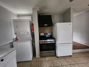 300 W Elm St in New Haven, CT - Building Photo - Building Photo