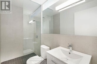 14B Chapleau Ave in Ottawa, ON - Building Photo - Building Photo