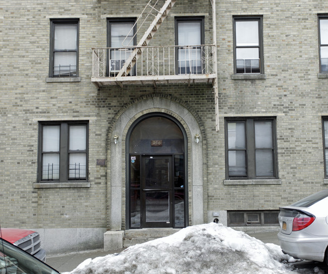 256 E 237th in Bronx, NY - Building Photo - Building Photo