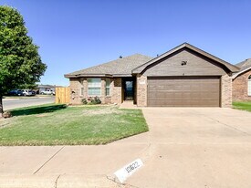 10622 Boston Ave in Lubbock, TX - Building Photo