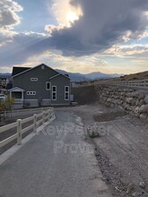 1732 W Eaglewood Dr in Saratoga Springs, UT - Building Photo - Building Photo