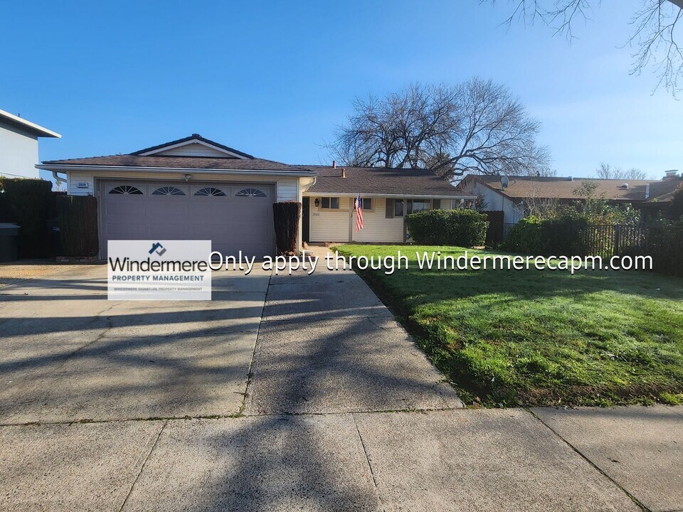 5928 Brett Dr in Sacramento, CA - Building Photo