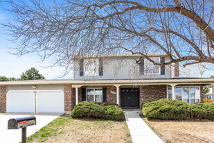 18226 E Nassau Dr in Aurora, CO - Building Photo