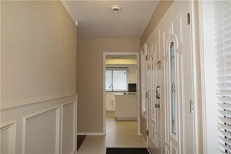 201 Norwood St W in Georgetown, TX - Building Photo - Building Photo