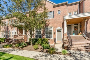 695 River Park Village Blvd in Northville, MI - Building Photo