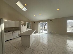 310 Jersey Ave in Greenwood Lake, NY - Building Photo - Building Photo