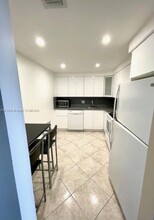 2500 Parkview Dr, Unit 1616 in Hallandale Beach, FL - Building Photo - Building Photo