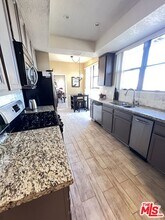 11700 Iowa Ave in Los Angeles, CA - Building Photo - Building Photo