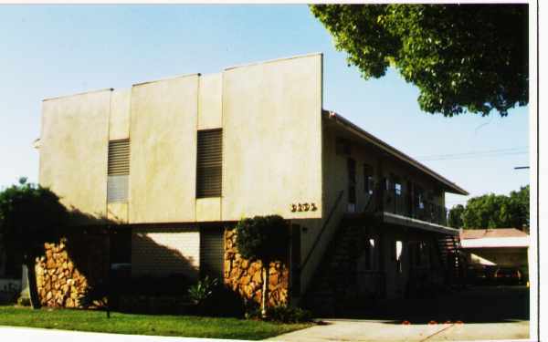 3454 Laclede Ave in Los Angeles, CA - Building Photo - Building Photo