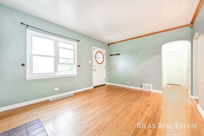 5025 Beach Ct in Denver, CO - Building Photo - Building Photo