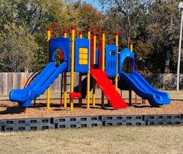 Midtown Park Apartments in Tulsa, OK - Foto de edificio - Building Photo