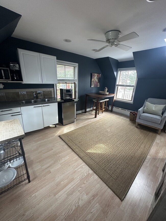 219 6th St in Wilmette, IL - Building Photo - Building Photo
