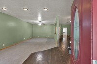 17835 Autumn Leaf Ln in New Caney, TX - Foto de edificio - Building Photo