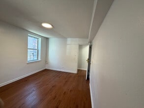 144-44 41st Ave in Queens, NY - Foto de edificio - Building Photo