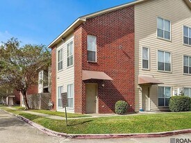 5157 Etta St in Baton Rouge, LA - Building Photo