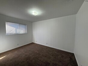 5016 Rock Point St in Wichita Falls, TX - Foto de edificio - Building Photo