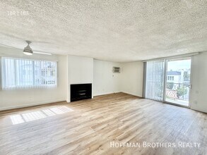 1000 N Doheny Dr, Unit 100 in West Hollywood, CA - Building Photo - Building Photo