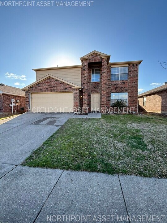 201 Waterford Dr in Wylie, TX - Building Photo